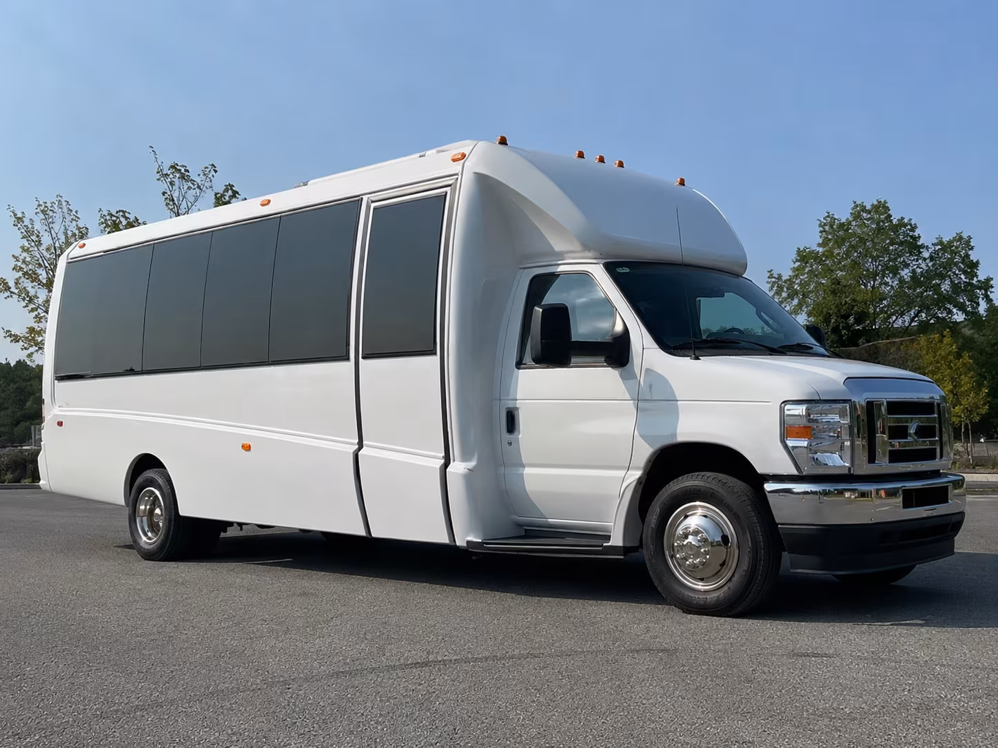 Johns Creek Birthday, Sweet 16, & Quinceañera Party Bus Rentals