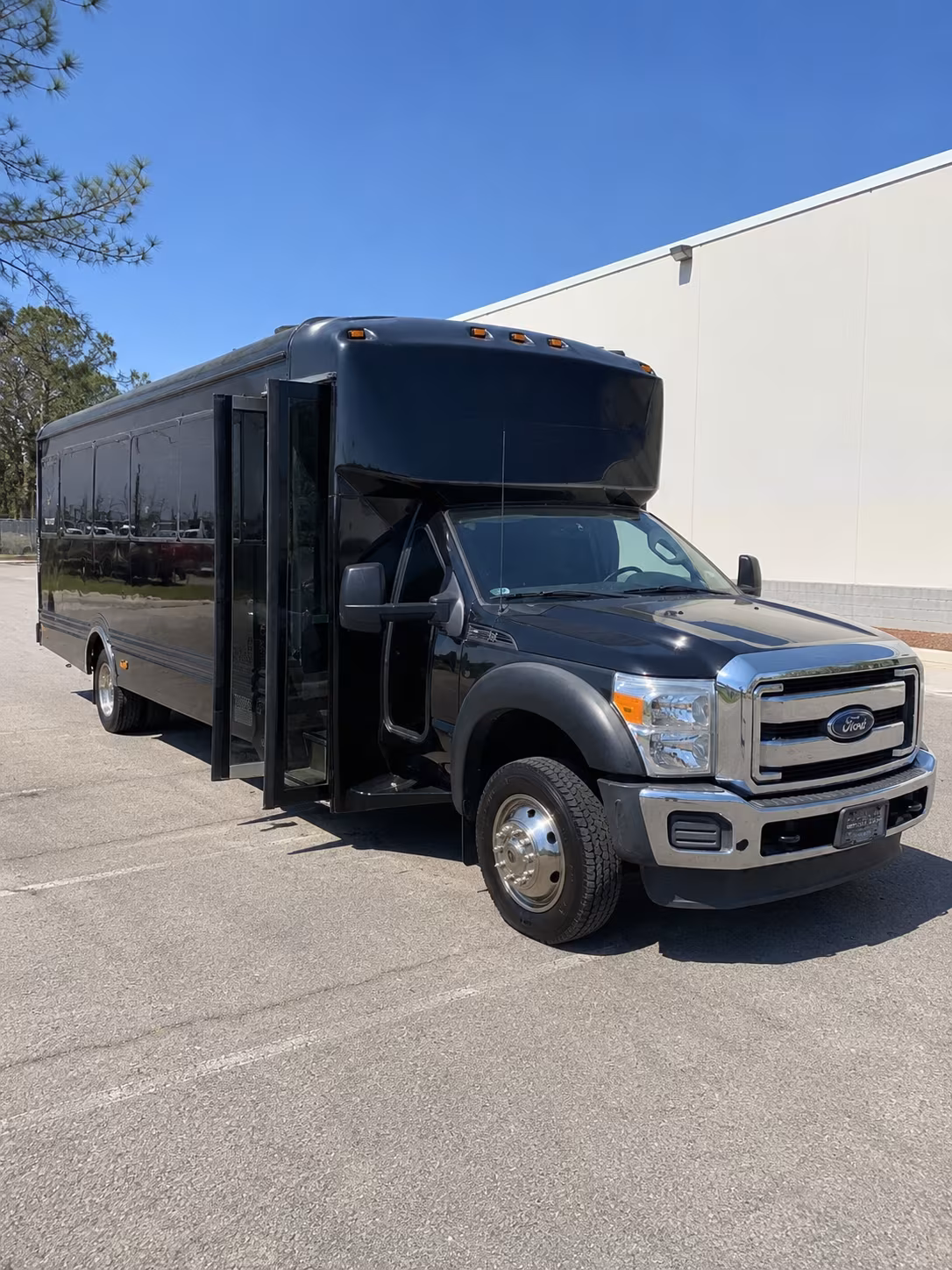 Johns Creek Homecoming & Prom Party Bus Rentals