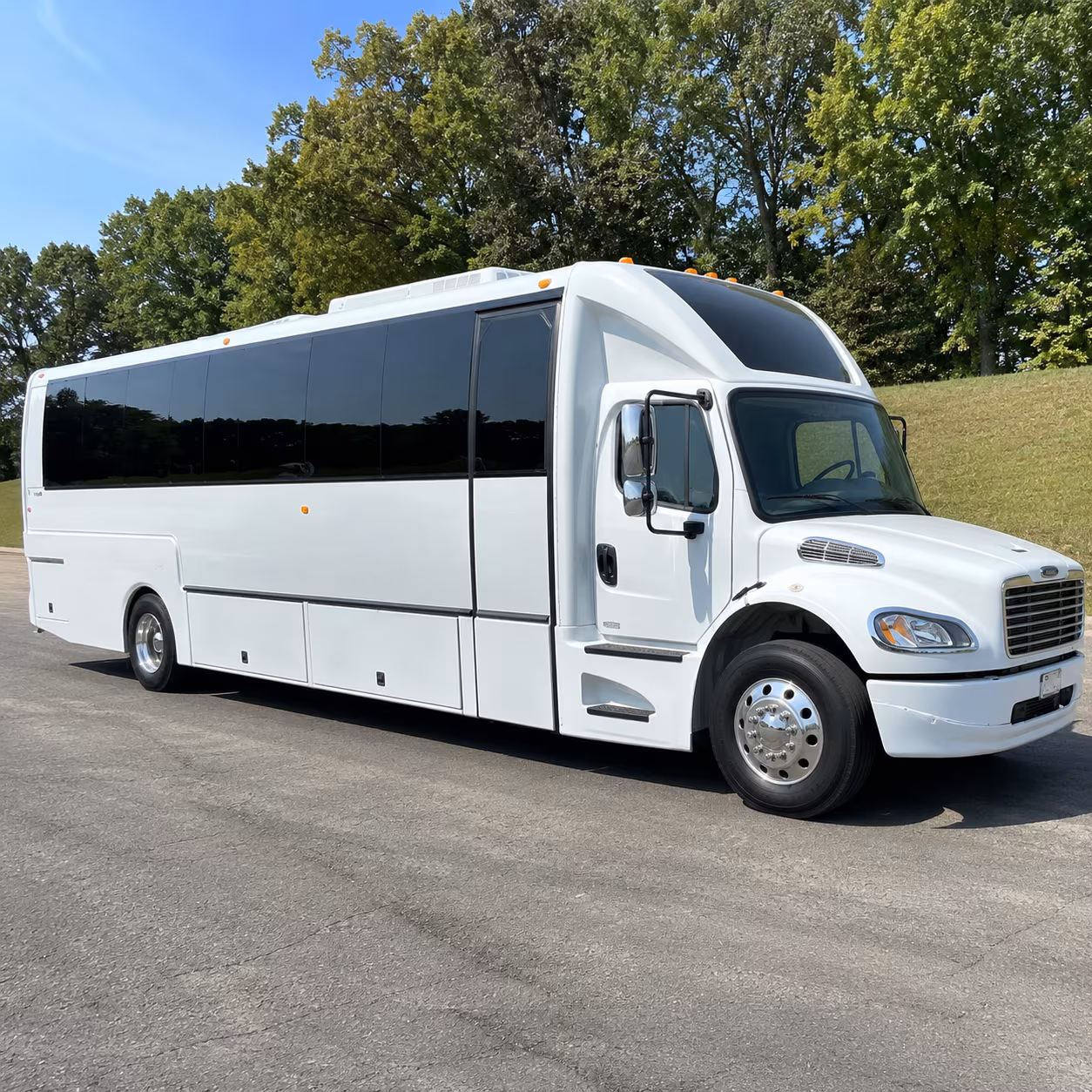 South Fulton Winery Tour & Pub Crawl Transportation party bus exterior